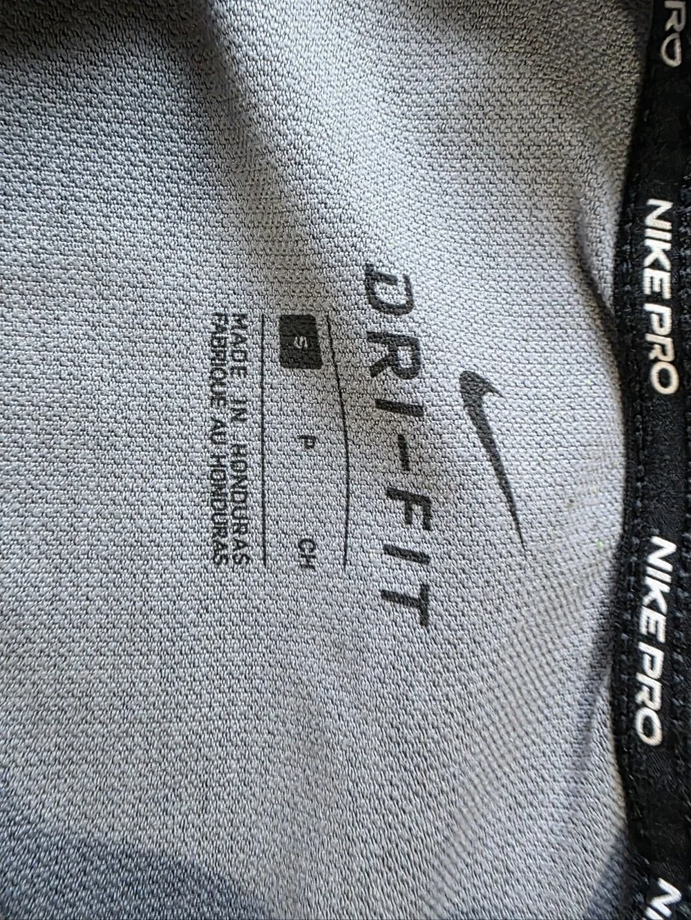 Nike Pro Men’s Long Sleeve Dri-FIT Crew Shirt - Heather Gray